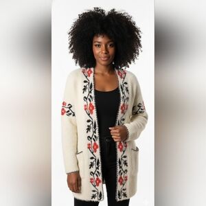 Sunday in Brooklyn Anthropologie Women’s Cream and Red Floral Sweater Cardigan